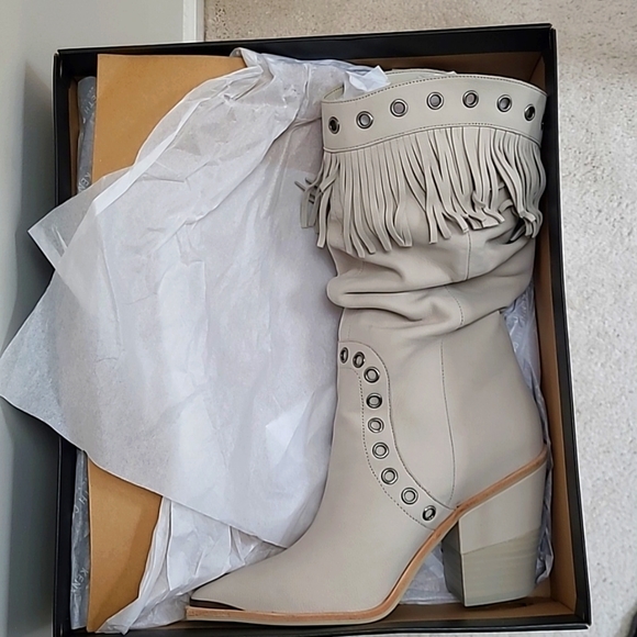 Kenneth Cole New York West Side Mid Fringe Leather Boot in Cloud - Picture 5 of 7